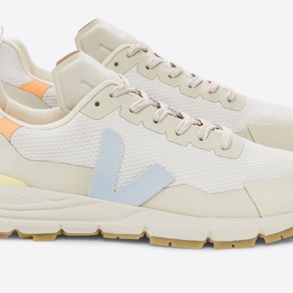 VEJA ALVEOMESH GRAVEL ICE SNEAKERS SIZE 10